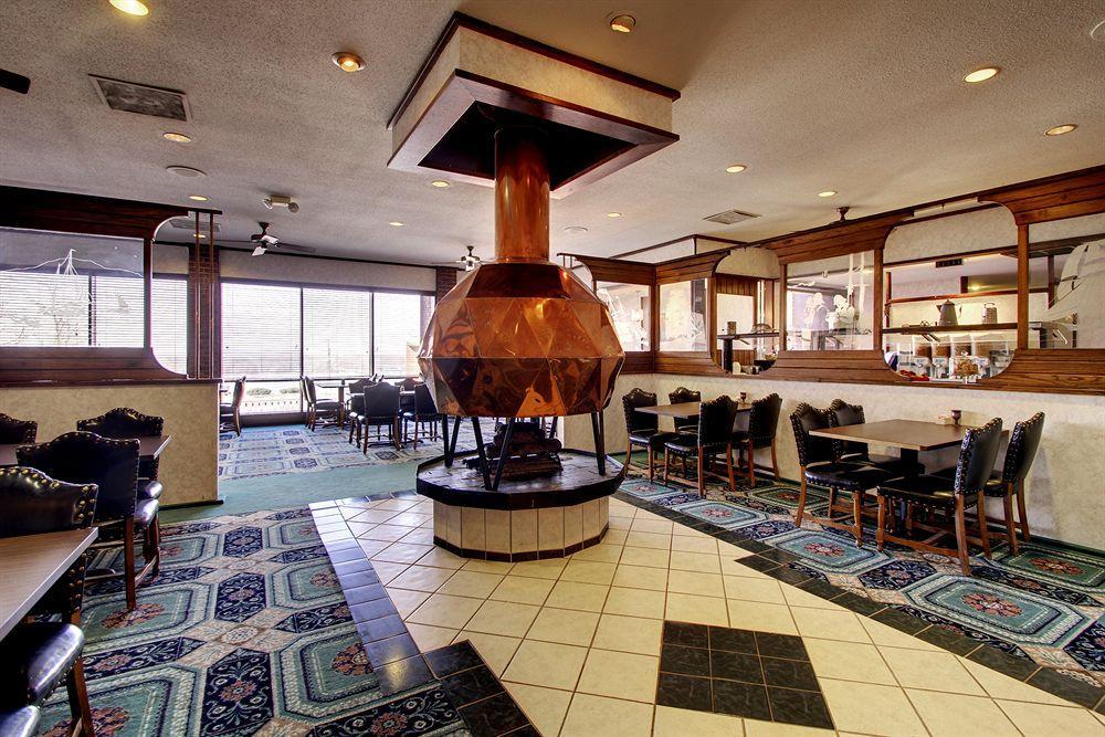 Eagle'S Nest Hotel & Conference Center Quincy Esterno foto