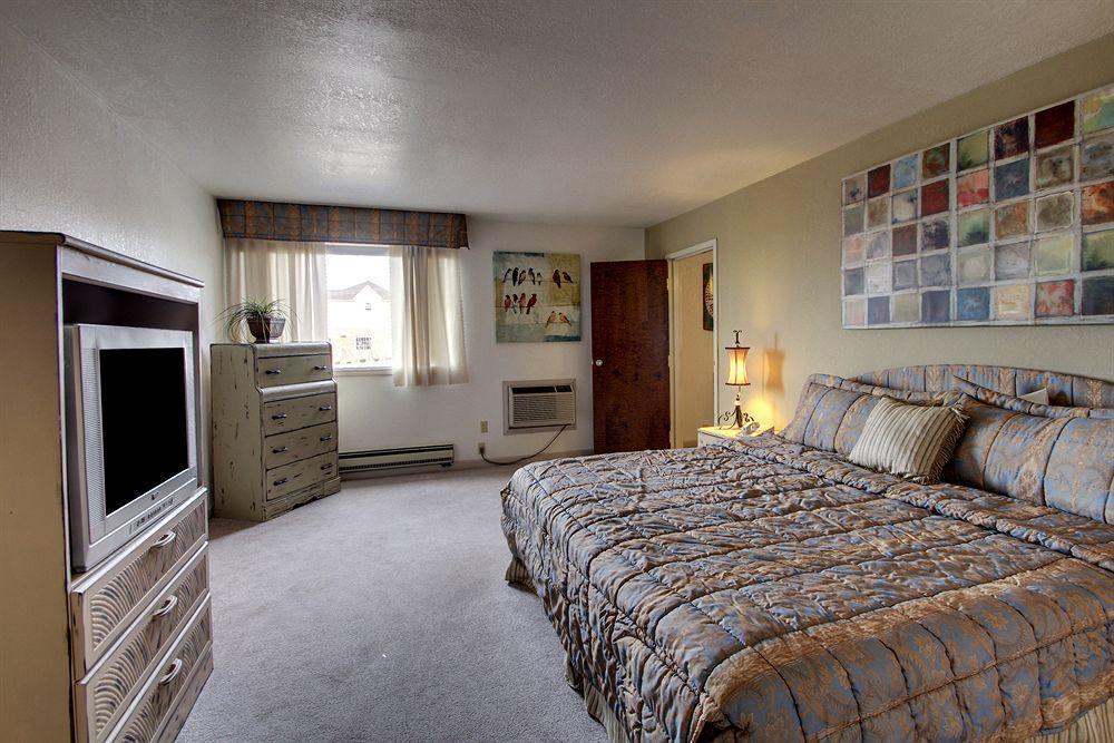 Eagle'S Nest Hotel & Conference Center Quincy Esterno foto